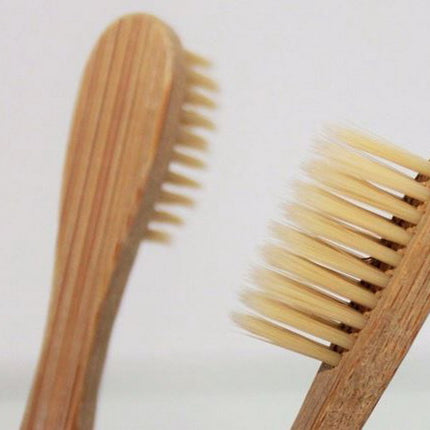 bamboo-toothbrush-natural3JPG_S6OCAGHA3F4U.JPG